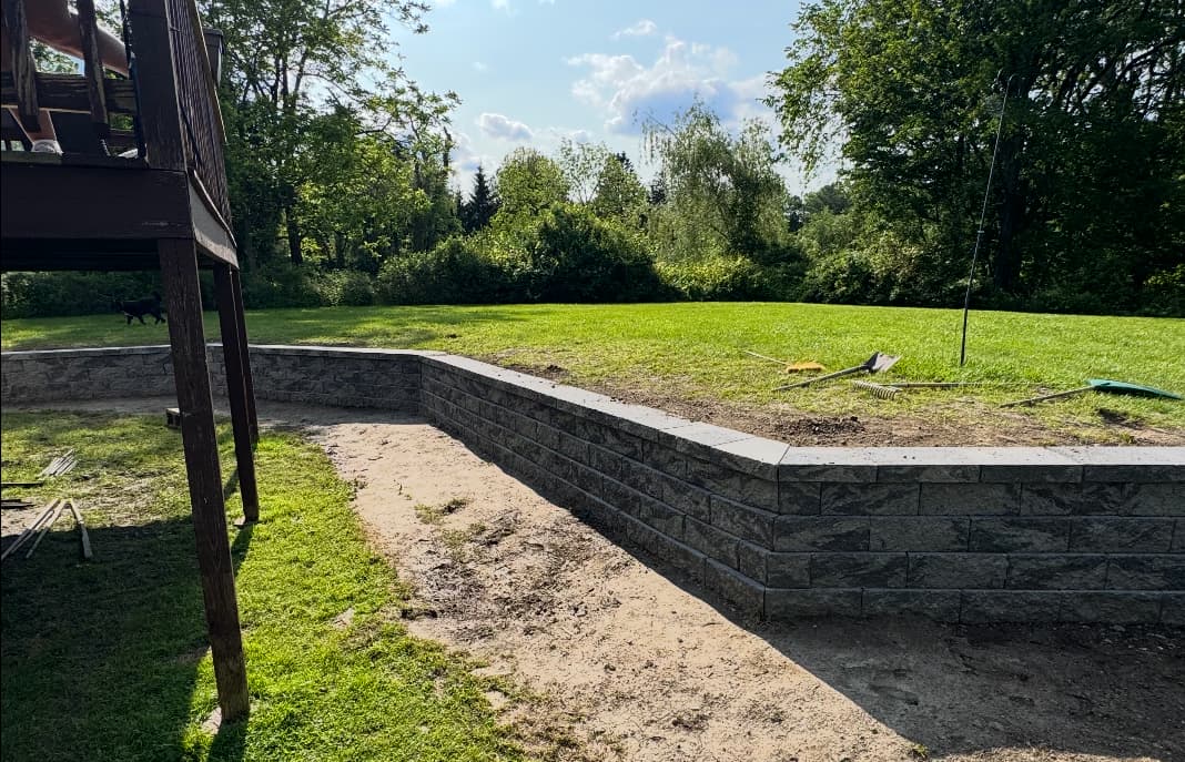 Retaining Wall Installation Newtown, CT